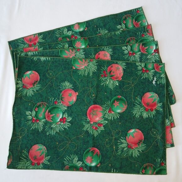 Handmade Placemats Christmas Fabric Ornaments Scatter Evergreen Set Of 4 - Picture 1 of 4